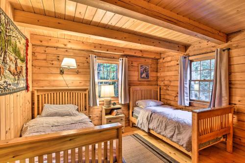 Gallery image of Lakeside Livin Cozy Cabin Steps to Sebec Lake! 