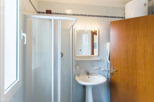 A bathroom at Villaggio Calycanthus