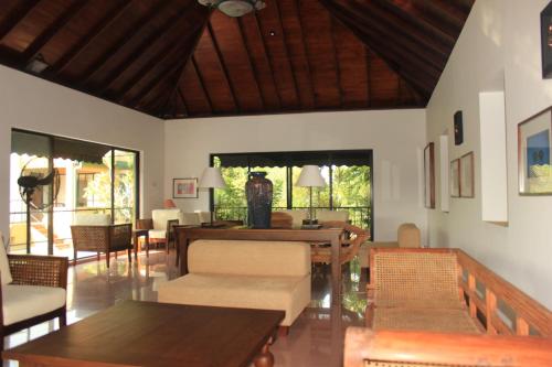 Zona de estar de Villa Escondite - The Hotel