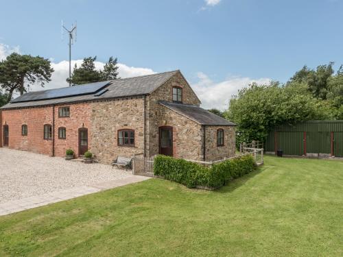 Κήπος έξω από το Hope Hall Barn
