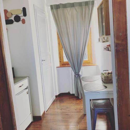 Cucina o angolo cottura di CIRIBACCO ROOMS