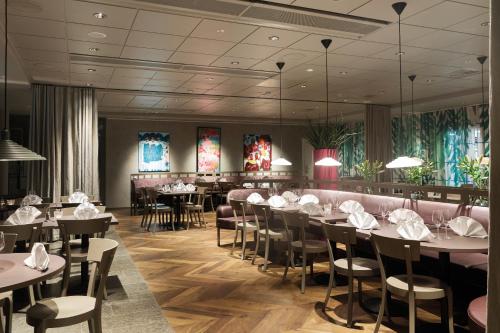 En restaurang eller annat matställe på Elite Park Avenue Hotel