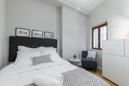 Gorgeous 1 Bdr with gardens view in the Old Town