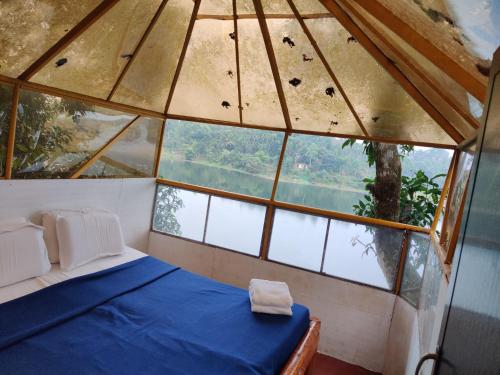 Postel nebo postele na pokoji v ubytování 7 Heaven Resorts