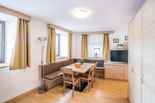 Apartments Heidenberger Fieniliにあるテレビまたはエンターテインメントセンター