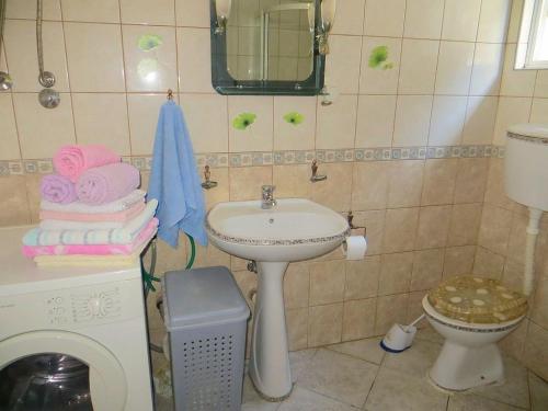 Kúpeľňa v ubytovaní Apartment Batricevic