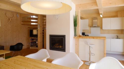 Kuchyň nebo kuchyňský kout v ubytování Chalet Triebenstein
