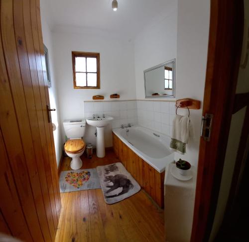 Ένα μπάνιο στο Acacia Bush Lodge