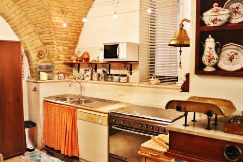 Kuchyň nebo kuchyňský kout v ubytování Vicoquarto - YourPlace Abruzzo
