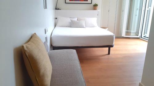 Foto SEAFRONT LUXURY STUDIO - by www,SanSebastianApartments,es 5