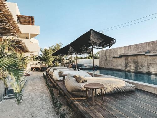 Boutique Hotel EL NIDO Holbox tesisinde veya buraya yakın yüzme havuzu