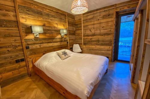 Postel nebo postele na pokoji v ubytování Gîte avec jacuzzi privatif