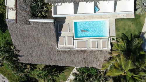 Бассейн в Casa del Mar Lodge Barahona или поблизости