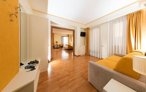 Fotografie z fotogalerie ubytování Hotel Residence Villa Beatrice v destinaci Brenzone sul Garda