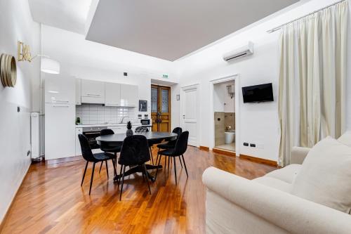 BDC - Spanish Steps Gold 2bdr suite