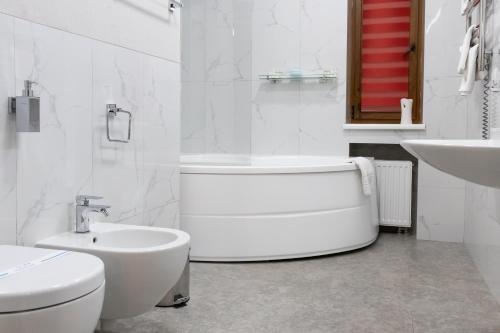 Gambar di galeri bagi Hotel "Mandarin Clubhouse" di Kharkov