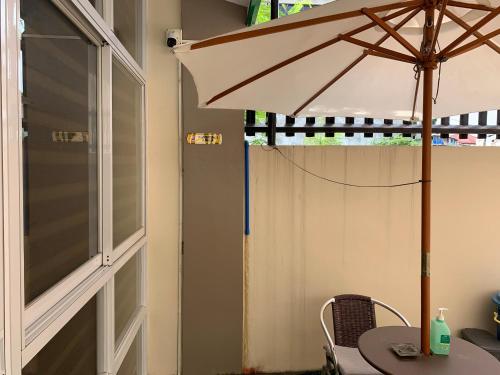 Glitz’ Space: Experience Our Warmth Hospitality