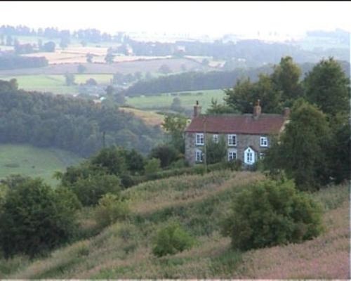 Cottage with amazing views of the North York Moors