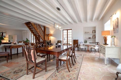Dapur atau dapur kecil di Domaine De L´Oiseau