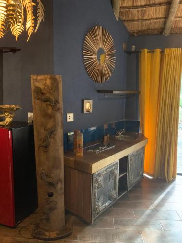 Dapur atau dapur kecil di hippomoon lodge game reserve