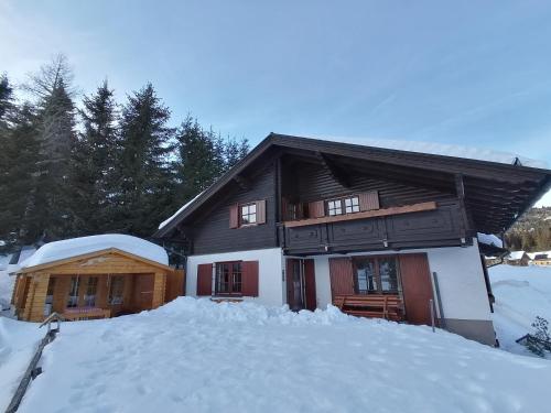Almhaus Kärnten Flattnitz durante el invierno