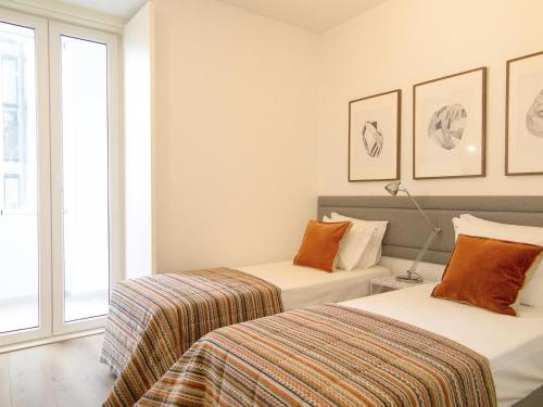 Eduardo vii park great bright apt with ac elevator