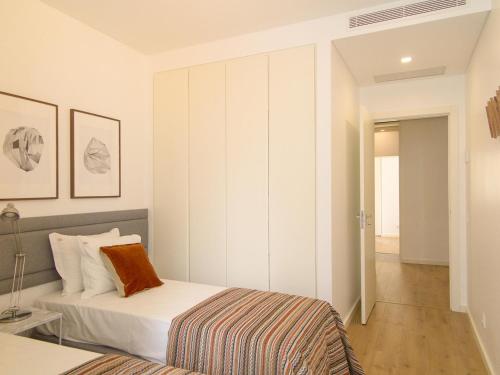 Eduardo vii park great bright apt with ac elevator