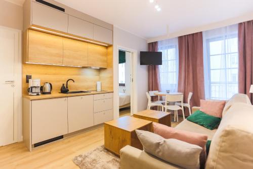 O bucătărie sau chicinetă la Apartamenty Świnoujście - Kwartał Róży Wiatrów II