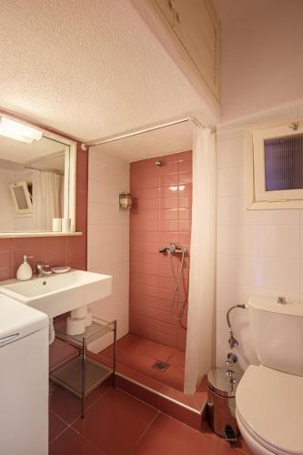 Metaxa Seafront Apartment