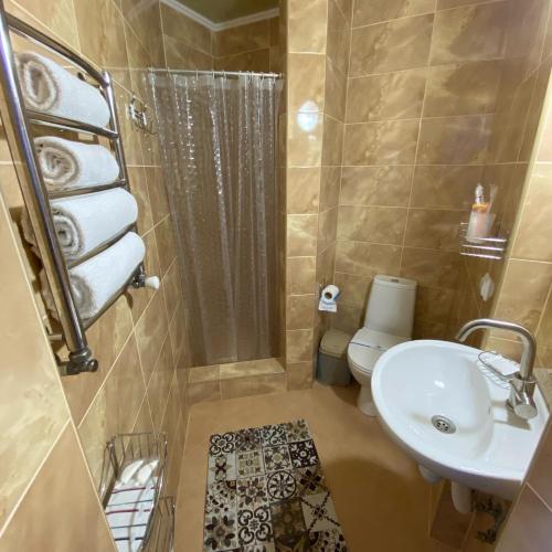 Ванная комната в Hotel Three Korony