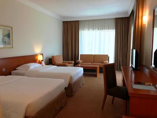 Copthorne Airport Hotel Dubai Image