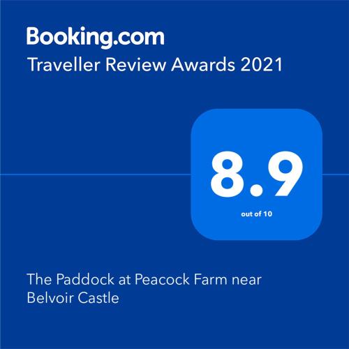 Sijil, anugerah, tanda atau dokumen lain yang dipamerkan di The Paddock at Peacock Farm near Belvoir Castle