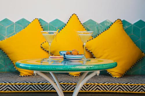Гостиная зона в Petrea Lifestyle Suites