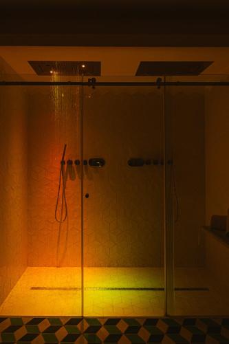 Ванная комната в Petrea Lifestyle Suites