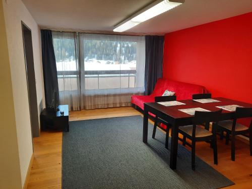 Holiday accommodation - swimming pool available photo 3