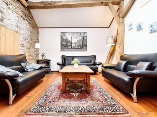 Posezení v ubytování Rustic Farm Stay in Rogery