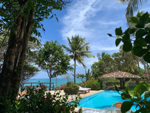 a view of the ocean from the resort at Hotel Casablanca in Pipa