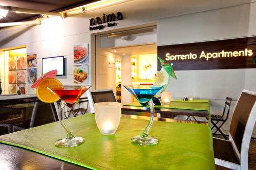 Χώρος καθιστικού στο Sorrento Apartments