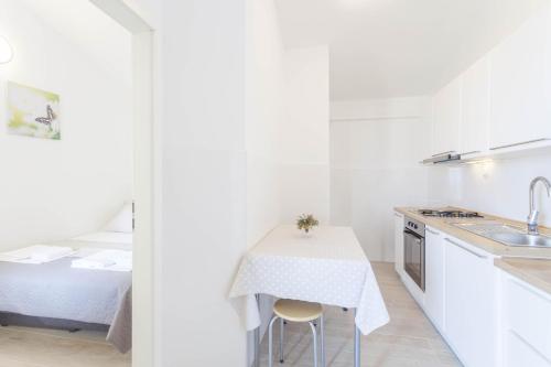 Apartments Maras