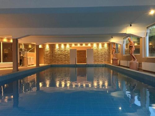 Bazén v ubytování Hotel Marolt Dependance nebo v jeho okolí