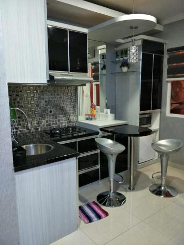 Gallery image of Apartemen Harian Green Pramuka City Jakarta Pusat 2 Bedroom By Vika in Jakarta