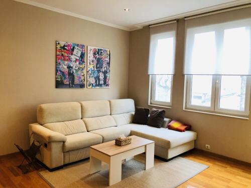 Χώρος καθιστικού στο APARTAMENTO ANOVA
