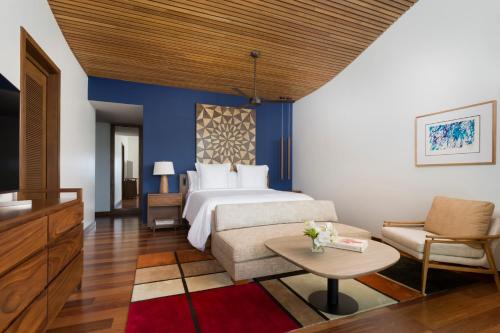 Postel nebo postele na pokoji v ubytování Four Seasons Resort Peninsula Papagayo, Costa Rica