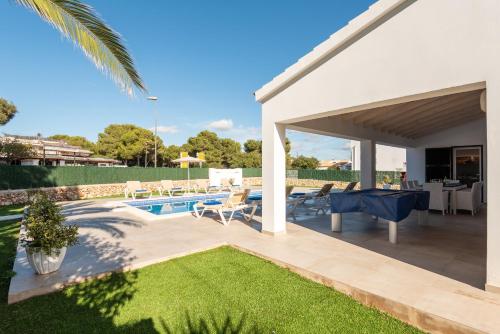 Menorca Anais