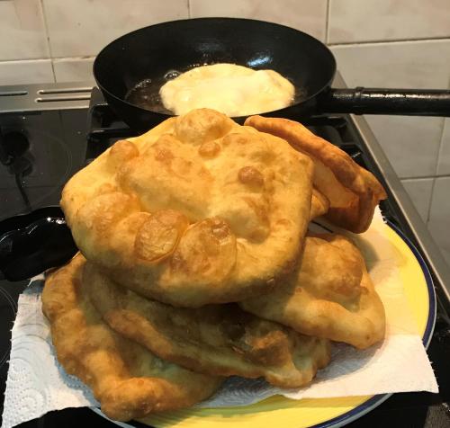 Mad på pensionatet eller i nærheden