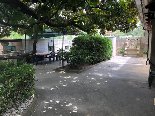 Κήπος έξω από το Hotel Playa Samil Vigo