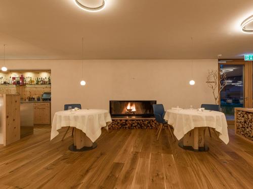 Photo de la galerie de l'établissement Relais & Châteaux IN LAIN Hotel Cadonau, à Brail