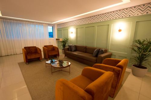 Golden Ville Hotel
