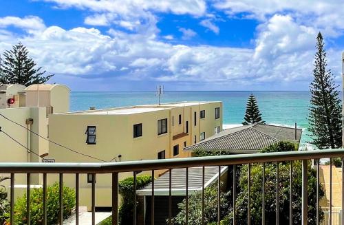 Gallery image of Sanctuary Shores 2 Bedroom Apartment in Caloundra