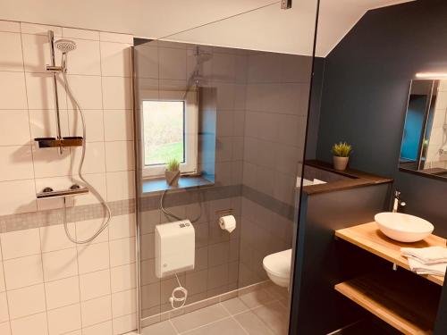 Ένα μπάνιο στο La Chambre d'en Haut